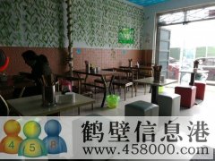 軍民花園一區(qū)門口西，小吃店，3萬轉(zhuǎn)讓費，不包括房租，營業(yè)中