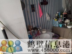 鶴鳴花園車庫出租（地上車庫，像當(dāng)于一樓）